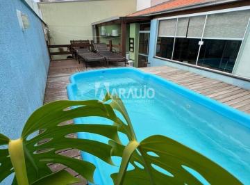 Apartamento · 104m² · 2 Quartos · 2 Vagas · Cobertura à venda na Praia dos Amores em Balneário Camboriú