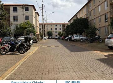 Apartamento de 3 quartos, Valparaíso de Goiás · Alugo apartamento térreo no Condomínio Parque Nova Cidade I, Cidade Jardins em Valparaíso de Goiás