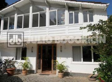Casa de 7 quartos, Rio de Janeiro · Maravilhosa Casa na Barrinha com piscina, sauna e churrasqueira em uma linda varanda gourmet!