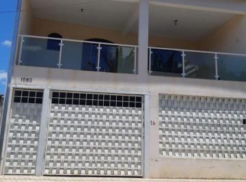 Casa de 3 quartos, Mogi das Cruzes · Venda de lindo sobrado de 441 m², com edícula e quintal com diversas árvores frutíferas.
