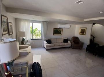 Casa de 3 quartos, Guararema · Casa a venda em Guararema - SP