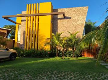 Casa de 8 quartos, Guarajuba · Porteira fechada, casa com 4 anos construida em Guarajuba