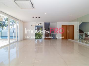 Casa · 328m² · 4 Quartos · 6 Vagas · Condomínio, Jardim Petrópolis - São Paulo