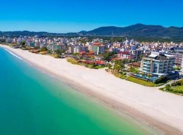 c77df1d3-d1cc-4017-94f0-947d24e611a2 · Sensacional apartamento para venda em Canasvieiras com 2 quartos, sendo 2 suítes, 69m²