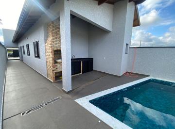 Foto 1 · Casa 3 quartos com piscina em Estancia dos Eucaliptos, Peruíbe