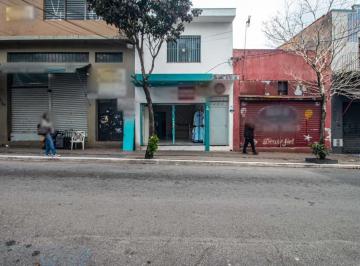 Comercial · 150m² · Prédio comercial na Rua Tenente-Coronel Carlos da Silva Araújo, 145 • 150 m²