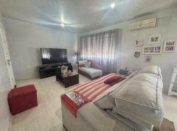 Apartamento · 97m² · 3 Quartos · 1 Vaga · Apartamento de 3 dormitórios (atualmente configurado como 2) no coração de Canoa