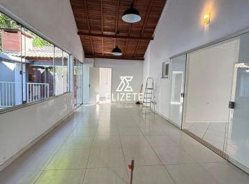 Casa · 151m² · 2 Quartos · 2 Vagas · Casa à Venda em Novo Hamburgo: Piscina Privativa, Churrasqueira!!