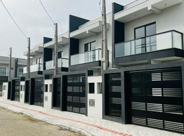 Casa · 2 Quartos · 1 Vaga · Sobrados em Balneário Piçarras SC