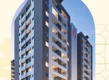Comercial · 2 Quartos · 1 Vaga · Oportunidade no centro de Penha