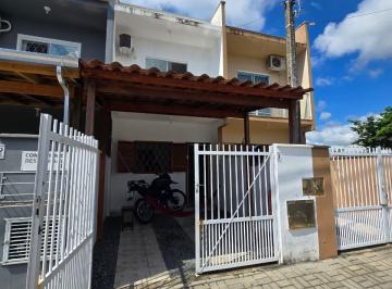 Casa · 2 Quartos · 1 Vaga · Sobrado em Balneário Piçarras