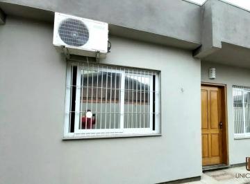 Casa · 44m² · 2 Quartos · 1 Vaga · Casa com 2 dormitórios à venda, 44 m² por R$ 180.000,00 - Niterói - Canoas/RS