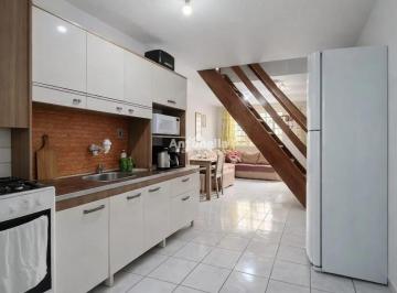 Casa · 2 Quartos · 1 Vaga · Sobrado à venda no bairro Parque Oásis