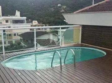 4e633fd6-17c4-4074-99ea-fa295bd4b805-17840424071124.jpg · Cobertura de Alto Padrão à Venda na Lagoa da Conceição | Vista Permanente para a Lagoa | Piscina Pri