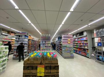 Comercial , São Paulo · Loja Galpao Reformado na Arangel Pestana Bras