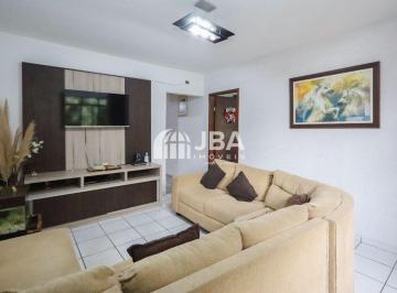 Casa de 3 quartos, Curitiba · Casa Térrea com Edícula e terreno nos fundos