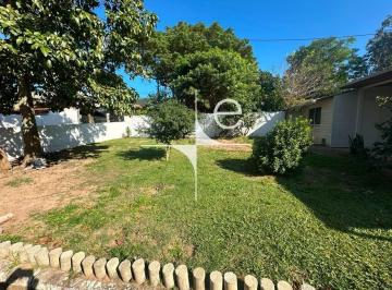 Casa · 120m² · 3 Quartos · Casa para aluguel - em Ingleses do Rio Vermelho