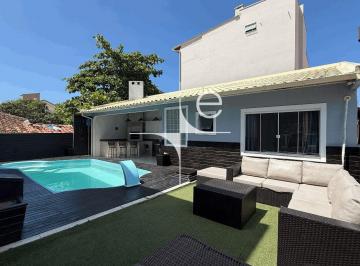 Casa · 180m² · 4 Quartos · Casa para aluguel - em Ingleses do Rio Vermelho