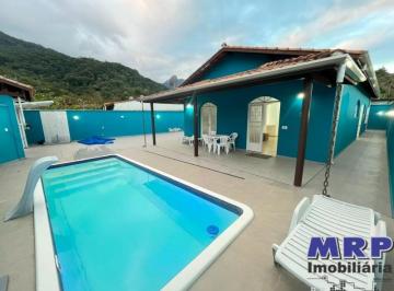 Foto 01 · Casa com piscina a venda no bairro Sertão da quina, 3km da Praia da Maranduba. 3 dormitórios.