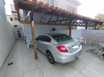 Casa de 3 quartos, Niterói · Excelente Casa em Vital Brazil em Niterói RJ