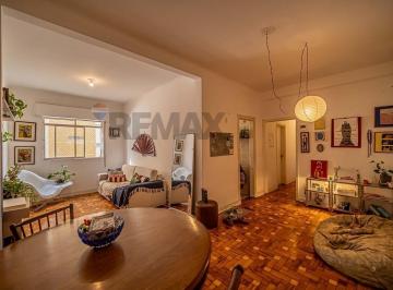 Apartamento · 71m² · 2 Quartos · Apartamento Amplo e em Excelente Localização. Ótima oportunidade de negócio!