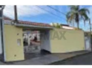 Casa · 700m² · 3 Quartos · 5 Vagas · SOBRADO NO JARDIM CENTRAL PARQUE