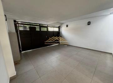 Apartamento · 170m² · 3 Quartos · 2 Vagas · Casa no bairro do Jardim Marajoara, 3 dorms, 1 suíte, escritório, edícula