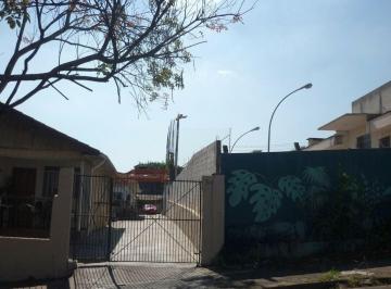 Casa · 30m² · 1 Quarto · 1 Vaga · Casa para Locação em Jardim Higienópolis