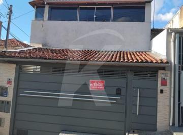 Casa · 150m² · 3 Quartos · 2 Vagas · Sobrado á venda!