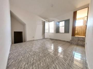 Casa · 75m² · 1 Quarto · Casa de 75m² com um dormitório, sala, cozinha , banheiro e área de serviços P. Itaberaba