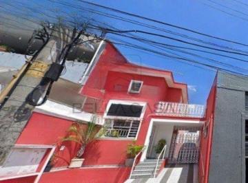 Casa · 200m² · 5 Quartos · 7 Vagas · Sobrado no Bairro da Mooca - 200m2 - 5 quartos - 1 suíte - 7 vagas de garagem
