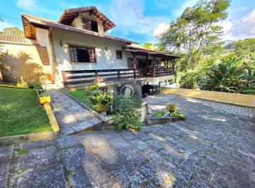 Casa · 210m² · 3 Quartos · 4 Vagas · Casa em Parque do Imbui, Teresópolis/RJ