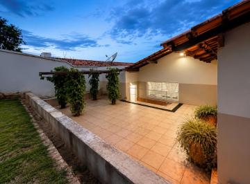 Casa · 372m² · 1 Vaga · Casa à venda nas Graças em Itaúna/MG