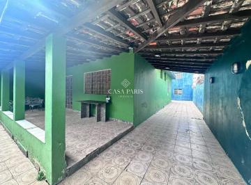 Casa · 280m² · 2 Quartos · 4 Vagas · Casa à venda no Tupi, Praia Grande/SP — 2 quartos (1 suíte), quintal e 4 vagas