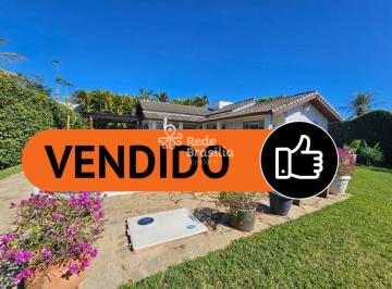 Casa · 175m² · 2 Quartos · 2 Vagas · Casa Mobiliada com 2 Quartos, 1 suíte - Condomínio Mônaco - Jardim Botânico