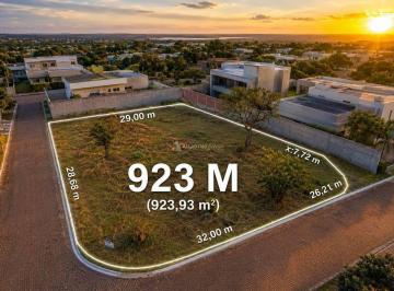 Terreno · 923m² · Terreno Prive Morada Sul Etapa C Esquina