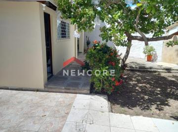 Casa · 160m² · 4 Quartos · 3 Vagas · Casa em Rua Elsa Paranhos - Ipitanga - Lauro de Freitas/BA