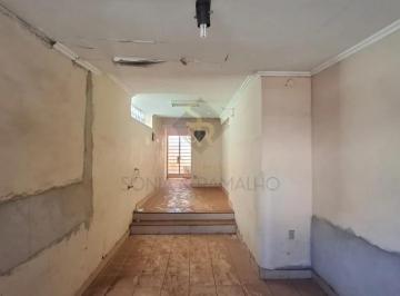 Casa · 294m² · 4 Quartos · 1 Vaga · Casa residencial para locação no bairro Centro, em Ribeirão Preto/SP.