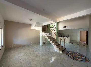 Casa · 360m² · 3 Quartos · 2 Vagas · Casa com 3 quartos sendo 1 suíte disponível para venda no bairro Jardim Inconfidência em Uberlândia