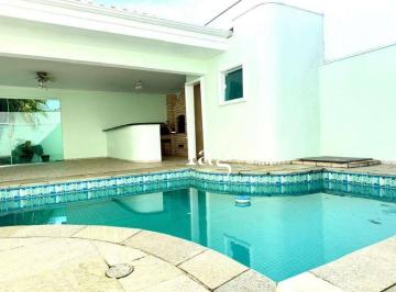 0b2322e416e05dfcda1a129fdd027033cbd93654 · Ótima casa esquina com piscina em condomínio
