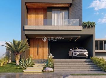 Casa · 240m² · 3 Quartos · 4 Vagas · .