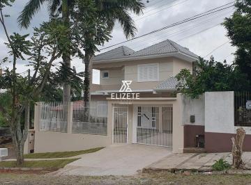 Casa · 325m² · 4 Quartos · 4 Vagas · Casa com vista panorâmica e salão de festas no Imigrante Norte, Campo Bom - Excelente Padrão Constru