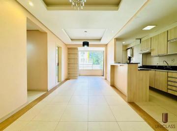Apartamento · 84m² · 2 Quartos · 1 Vaga · Uniclass Imóveis aluga excelente apartamento de 84m². São dois (2) dormitórios, sendo uma (1) suíte,