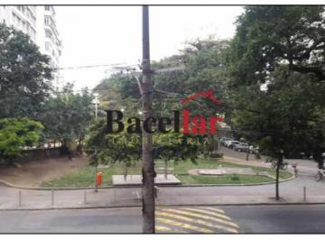 Apartamento · 148m² · 3 Quartos · Apartamento : Padrão / Residencial / Copacabana