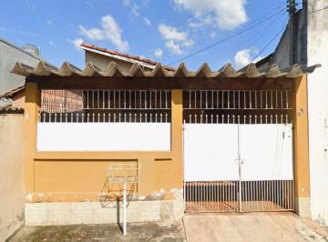 Foto 1 · Casa térrea com dois dormitórios, sala, cozinha e um banheiro social.