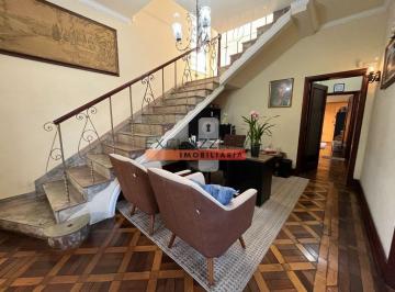 Casa · 260m² · 5 Quartos · 8 Vagas · Sobrado a Venda no Centro de Taubate com 5 Dormitorios