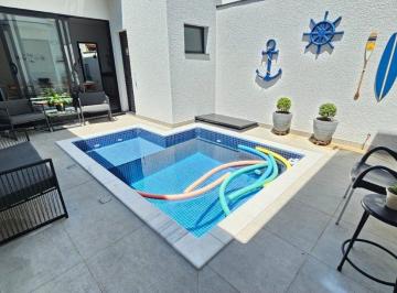 Casa · 179m² · 3 Quartos · 4 Vagas · Casa de Condomínio para venda em Jardim Astro de 179.00m² com 3 Quartos, 3 Suites e 4 Garagens