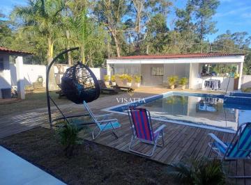 Casa · 375m² · 4 Quartos · 4 Vagas · Casa de Condomínio para venda em Granja Viana de 375.00m² com 4 Quartos, 4 Suites e 4 Garagens