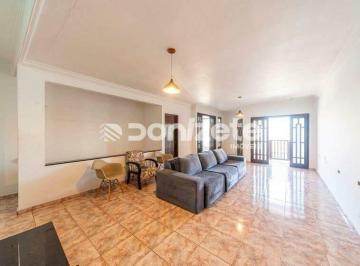 Casa · 386m² · 4 Quartos · 3 Vagas · Casa à venda com 265m², 4 quartos e 3 vagas no Parque das Nações em Santo André/SP, aceita financiam