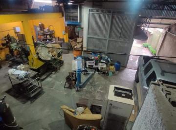Casa · 240m² · CASA COM PAVILHÃO NO BAIRRO VILA RICA